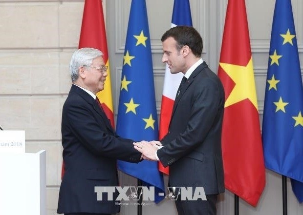 French President affirms Vietnam’s special position in France’s policies